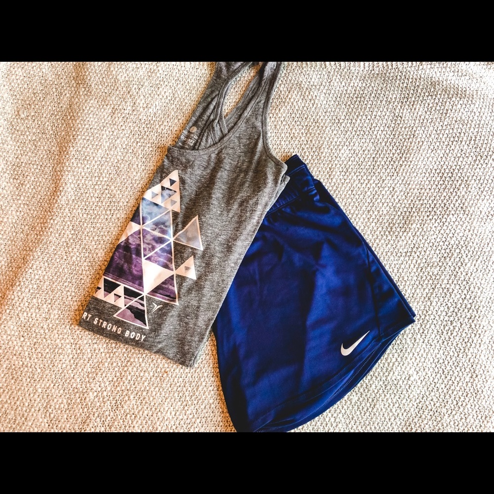 Old Navy Scoop Neck Workout Tank